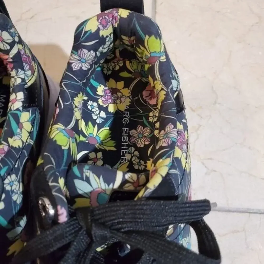 Marc Fisher Floral Print Low Top Sneakers Black Multi Color Lace Up Size 7